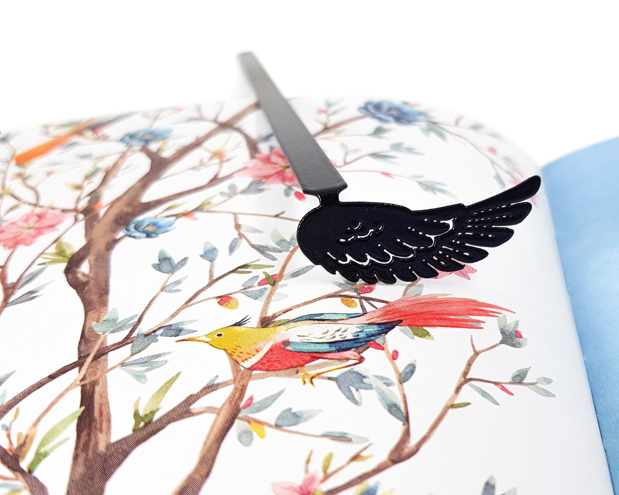 Bookmark "Black Wing". - Atelier Article