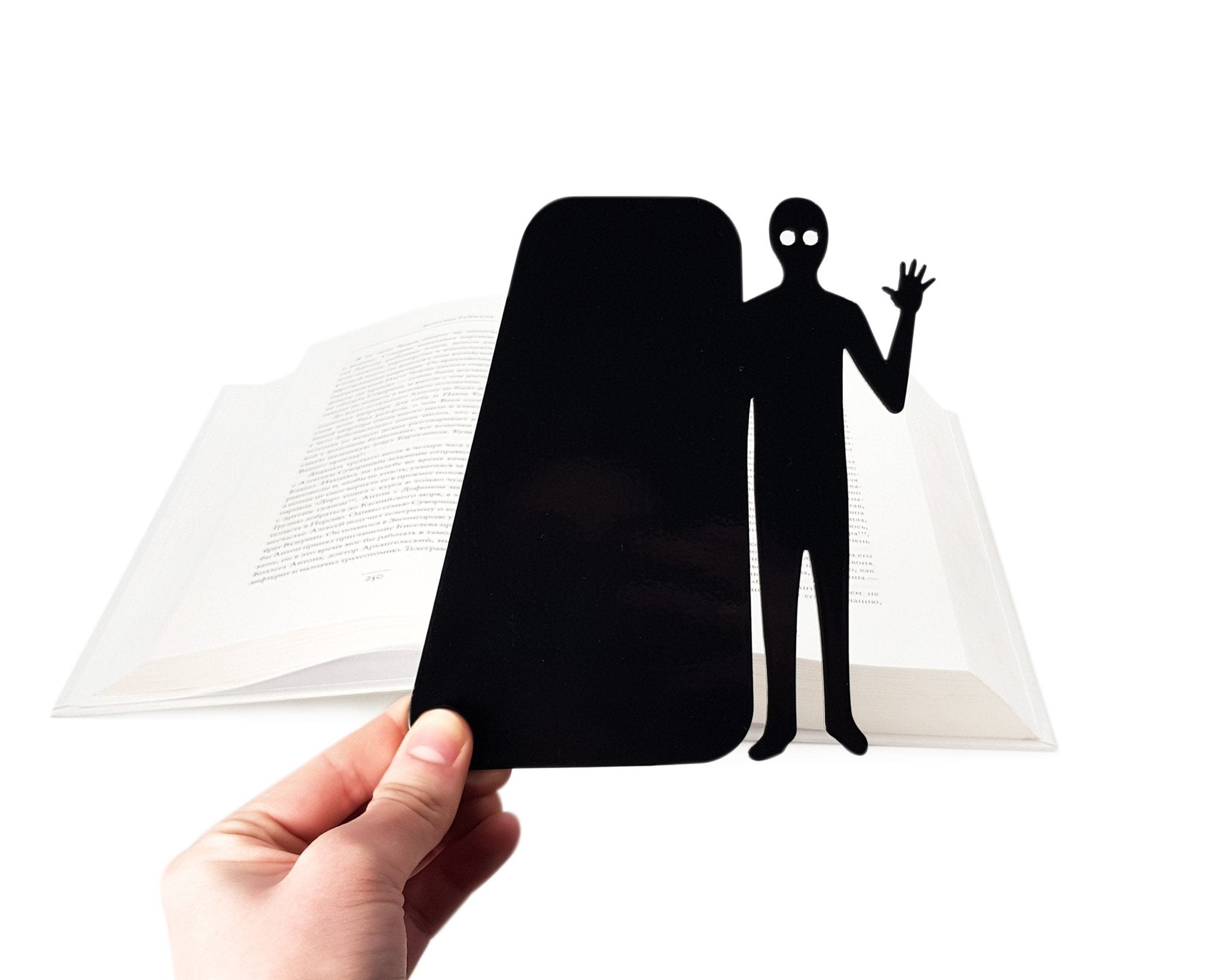 Bookmark "Book Ghost Coming Out". - Atelier Article