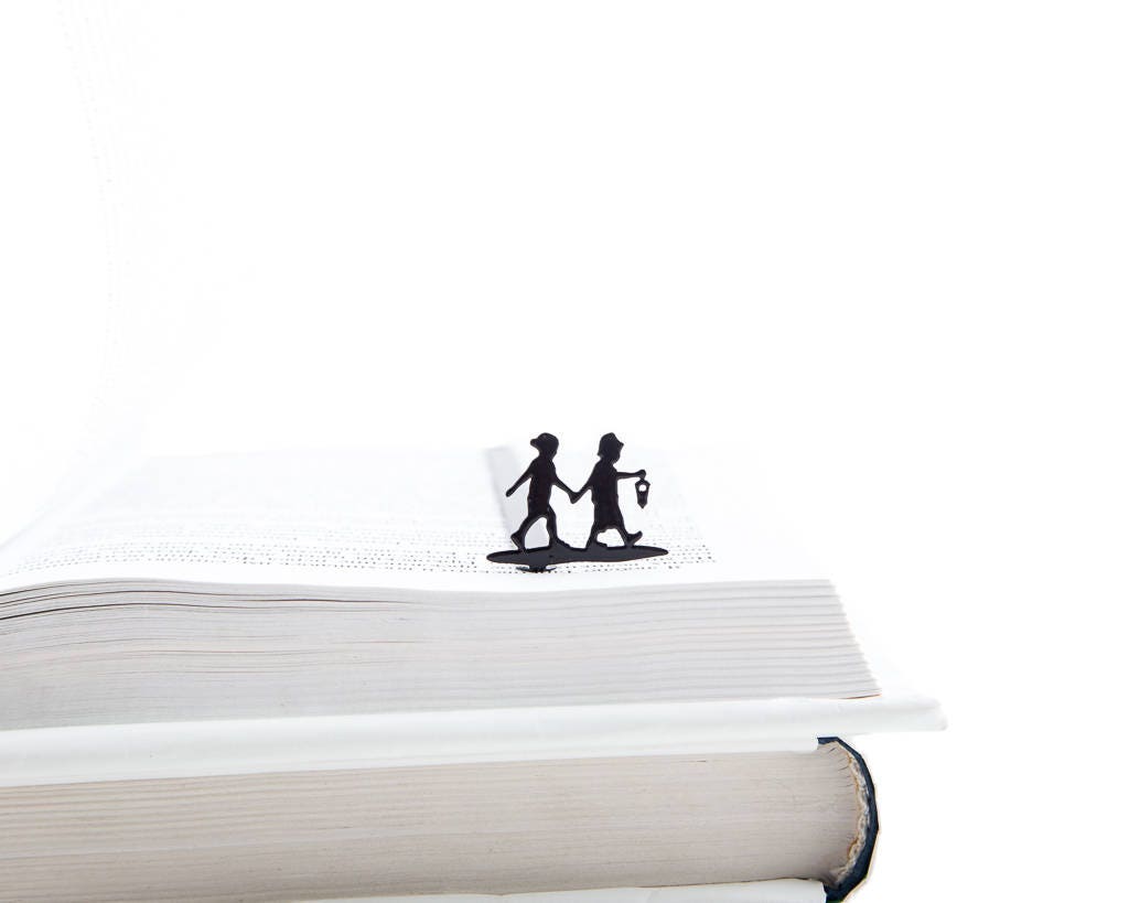 Bookmark "Boy and Girl - Into Adventure". - Atelier Article