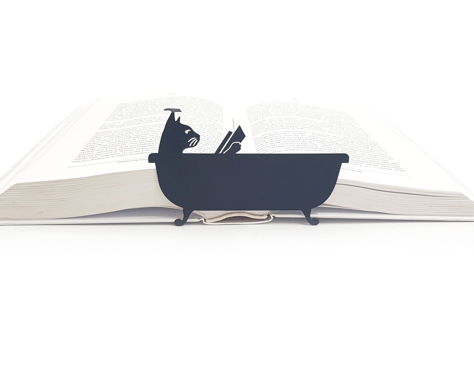 Bookmark "Cat Reading in the Tub". - Atelier Article