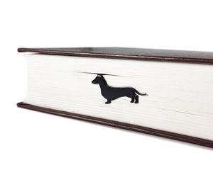 Black Metal Bookmark "Dachshund" in the book - Atelier Article