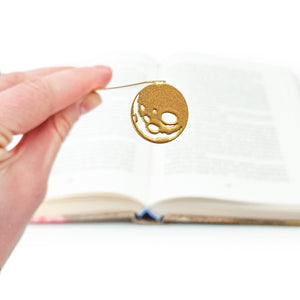 Bookmark "Golden Moon". - Atelier Article