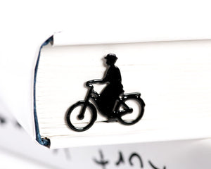 Lady on the Bike Bookmark - Elegant and Dynamic Design for Avid Readers and Cycling Enthusiasts - Atelier Article