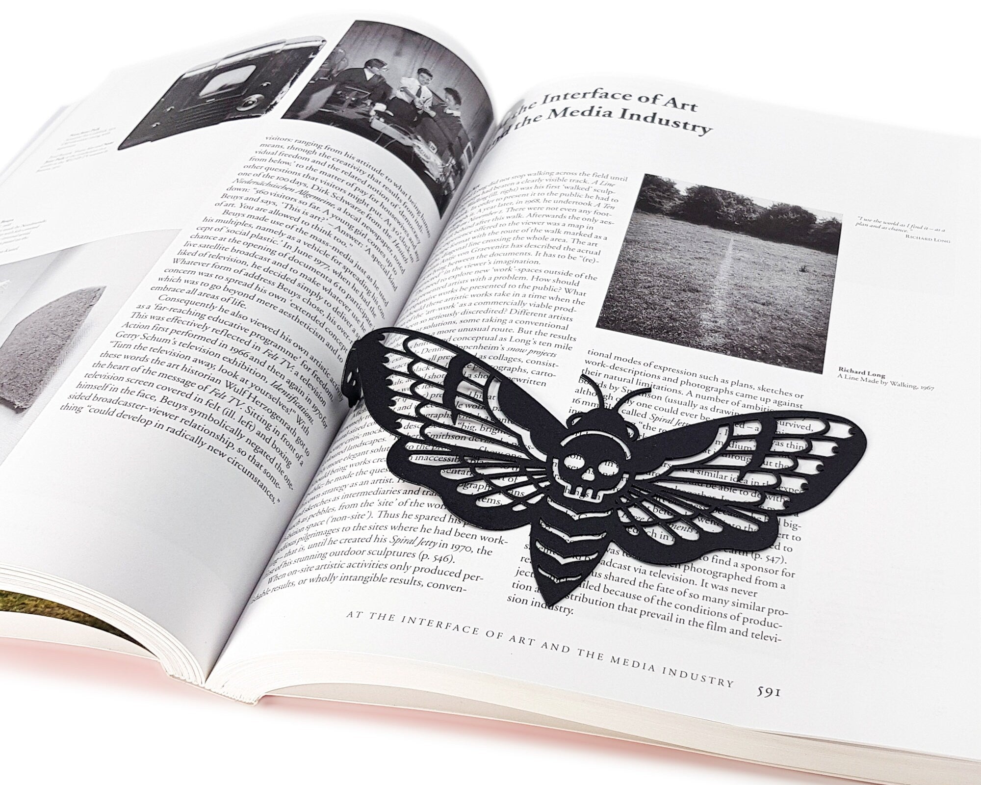 Bookmark "Moth of Death". - Atelier Article