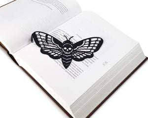 Bookmark "Moth of Death". - Atelier Article