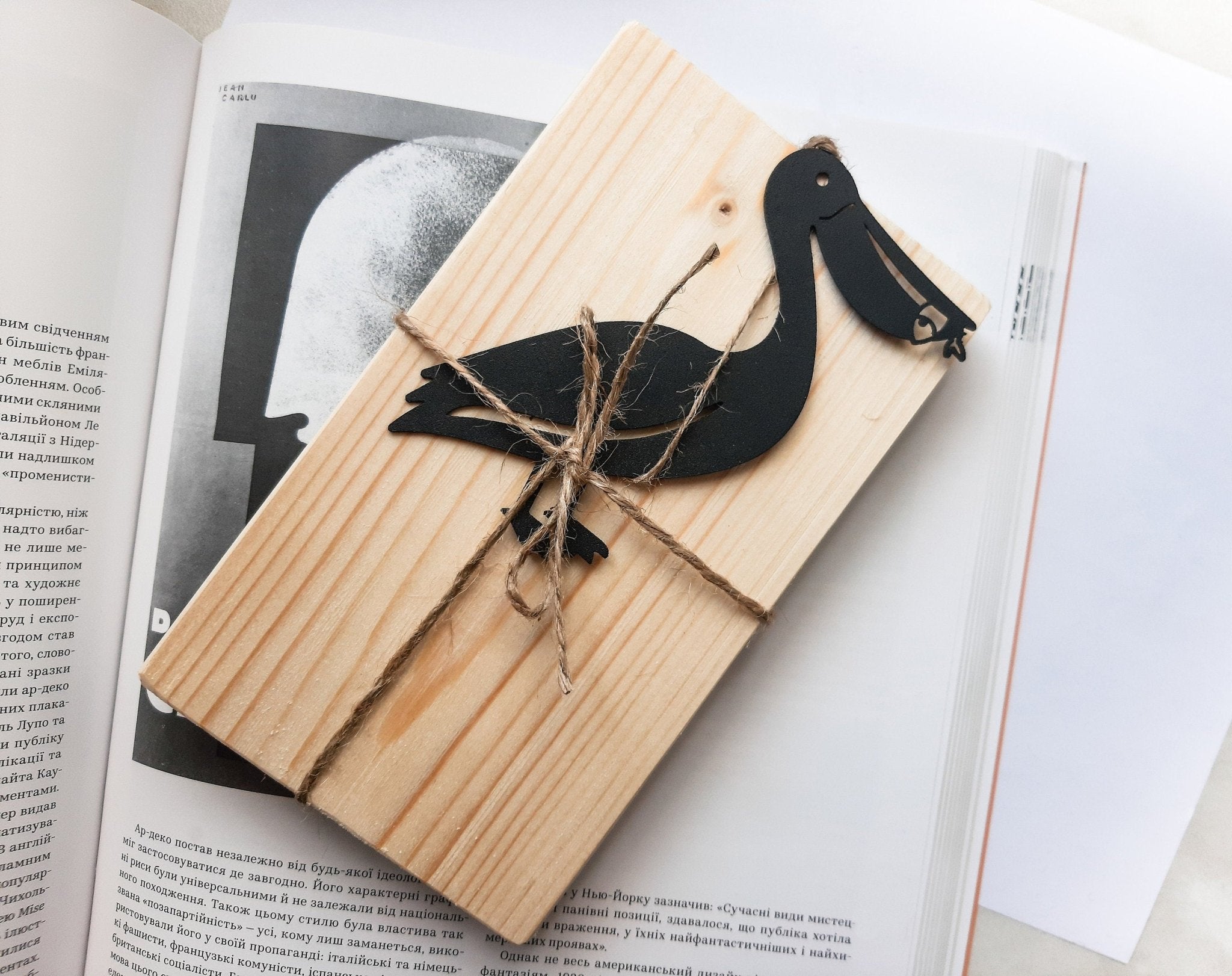 Bookmark "Pelican". - Atelier Article