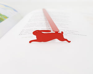 Bookmark "Red Rabbit". - Atelier Article