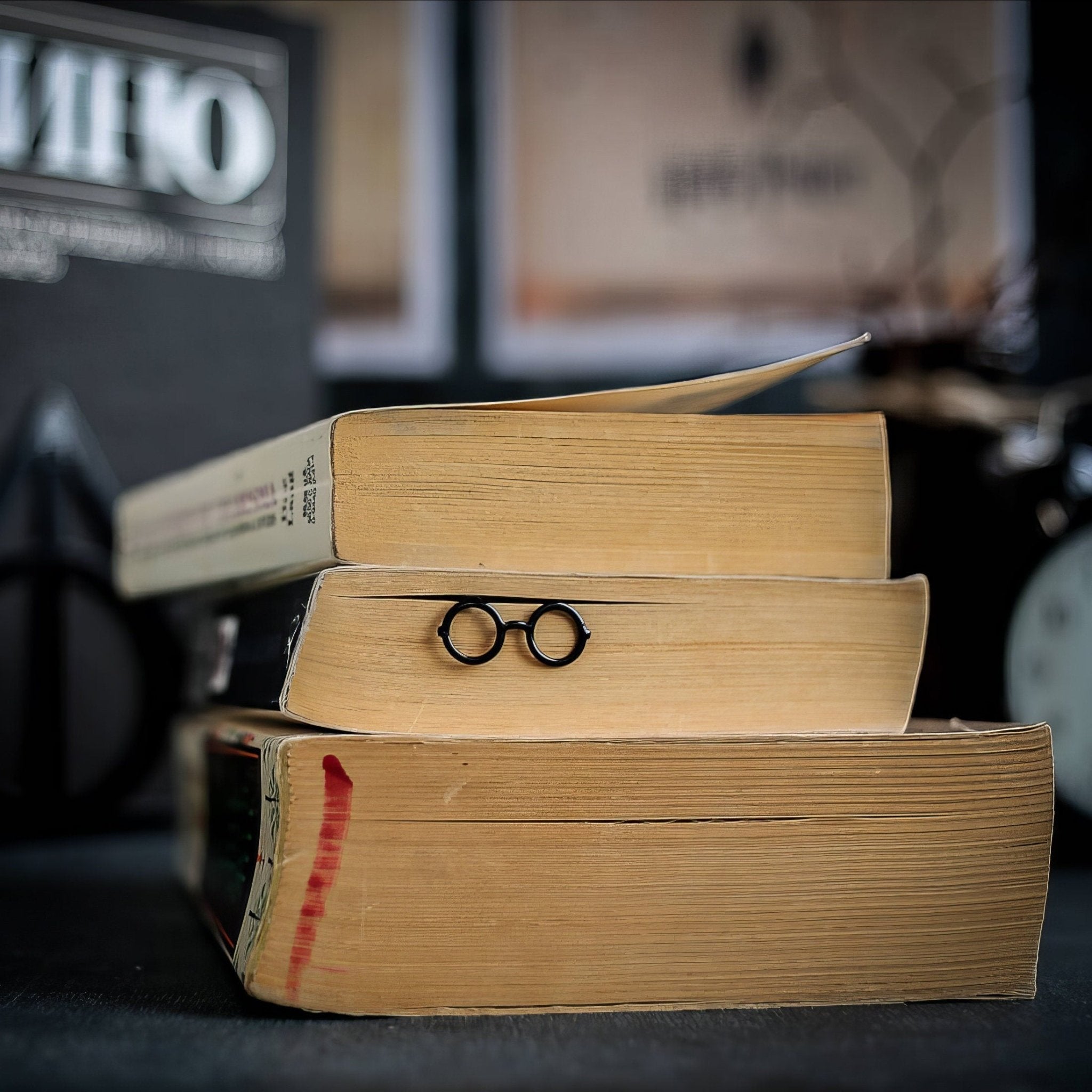 Bookmark Round Glasses, Best Friend Bookwoкm,Personalized Small Bookish Gift, Avid Reader, Book Club, - Atelier Article