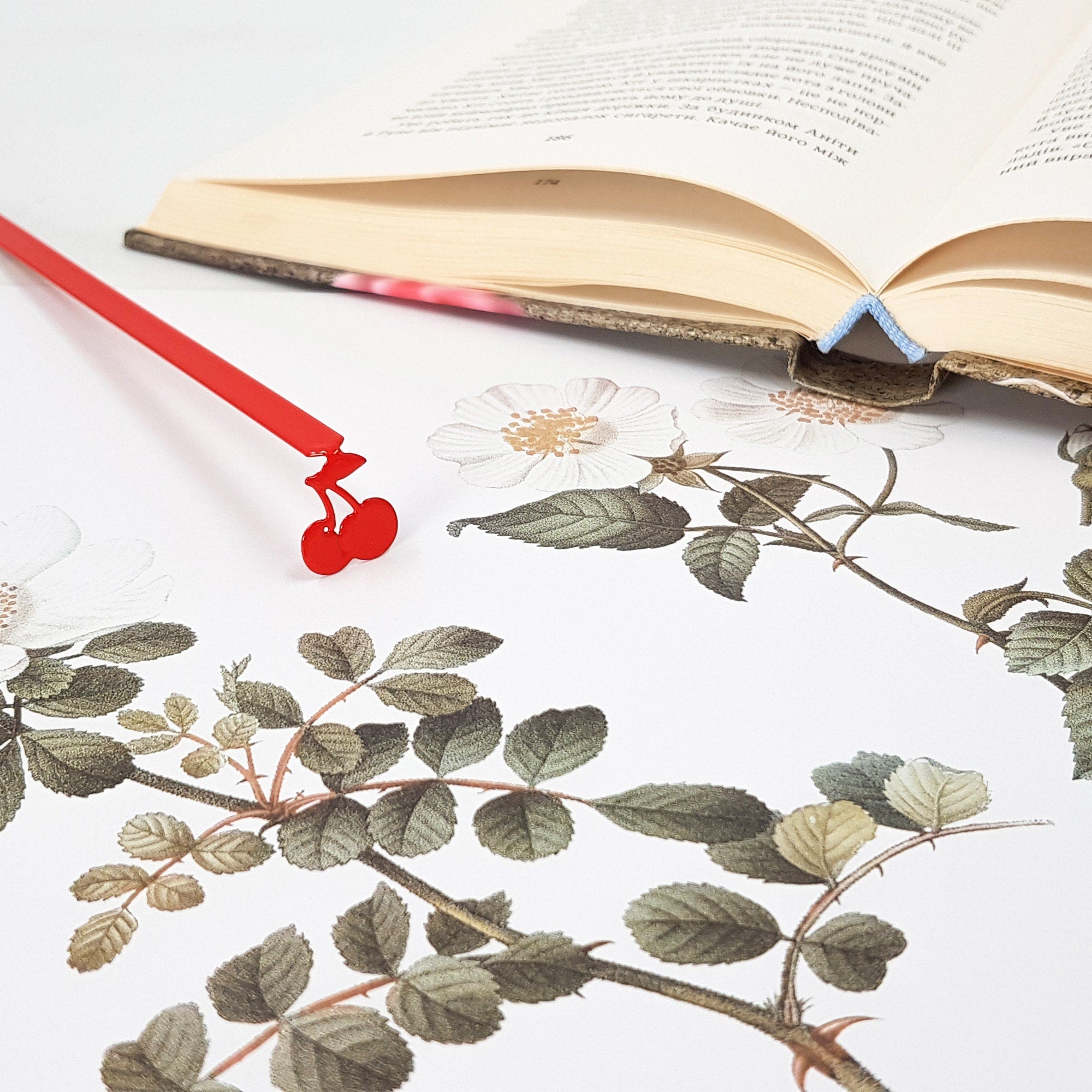 Bookmark "Sweet Cherries". - Atelier Article