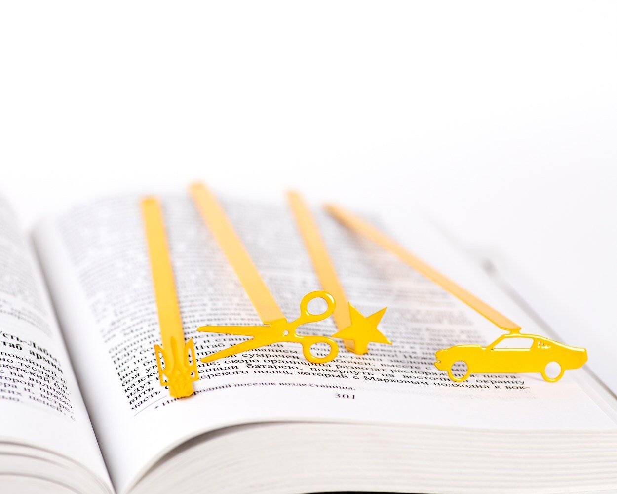 Bookmark "Yellow Star". - Atelier Article