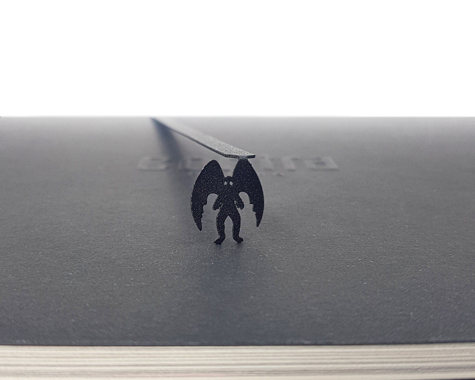 Cryptid Bookmark "Mothman". - Atelier Article