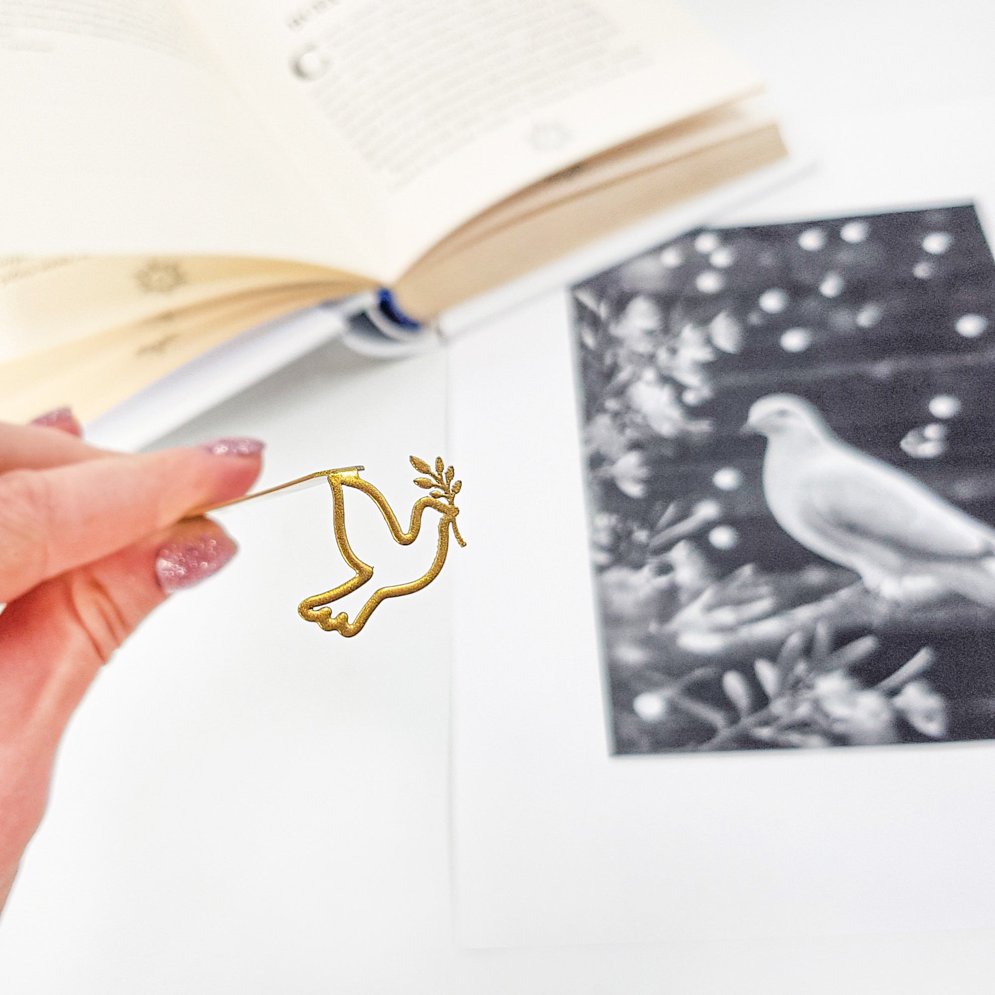 "Dove of Peace" Bookmark. - Atelier Article