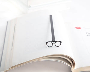 Eyeglasses Bookmark - Stylish and Functional Design for Avid Readers and Lovers of Classic Accessories - Atelier Article