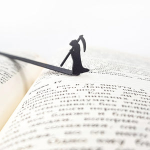 Grim Reaper Scary Bookmark - Dark and Mysterious Design for Horror Lovers and Avid Readers - Atelier Article