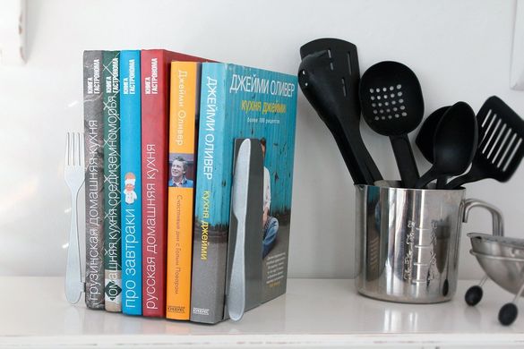 Metal Kitchen bookends «Knife and fork» in silver metallic by Atelier Article
