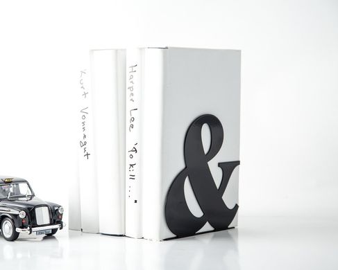 Metal Bookends "Ampersand" by Atelier Article, Black