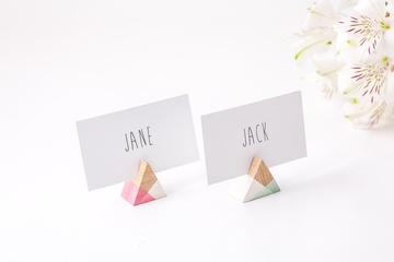 Wooden Place Card Holders - a set of 30 / Triangular shape // by Atelier Article, Assorted