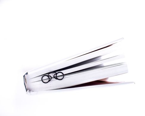 Metal Bookmark "Pince-nez - Eyeglasses" by Atelier Article, Black