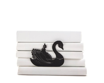 Black swan bookmark - perfect swan party favor