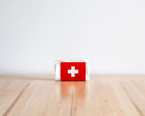 Swiss cross // Napkin holder // by Atelier Article, Red