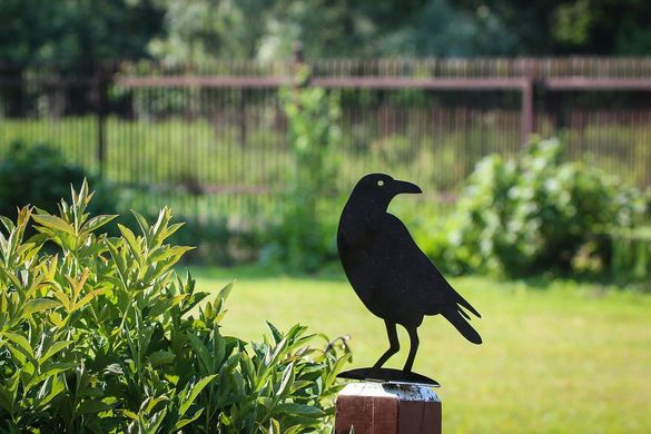 Metal garden decor // Scarecrow Raven // by Atelier Article, Black