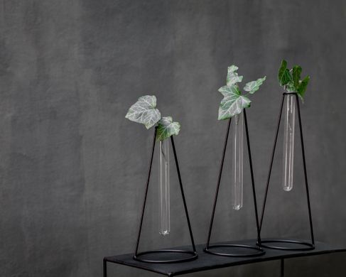 Minimalist metal wire Vase // Nordic style set of three // by Atelier Article, Black
