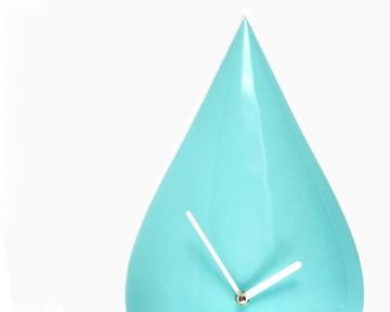 Wall clock «Drop of Turquoise» by Atelier Article, Mint