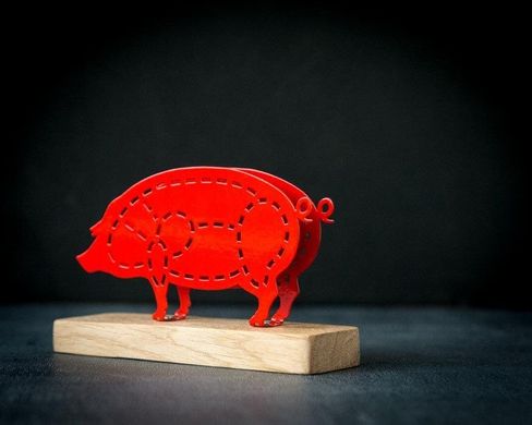 Pig metal napkin holder by Atelier Article