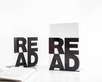 Metal bookends "READ". Modern and functional shelf decor by Atelier Article, Black