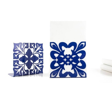 Moroccan patter bookends - dark blue bookends to organize your books and show your appreciation of the Moroccan culture.