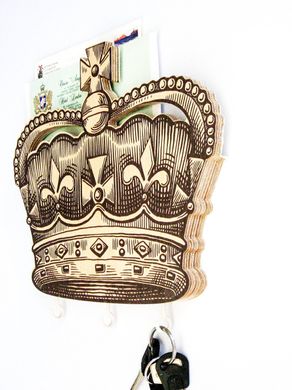 Wall Key Organiser // Crown at your service // by Atelier Article, Assorted