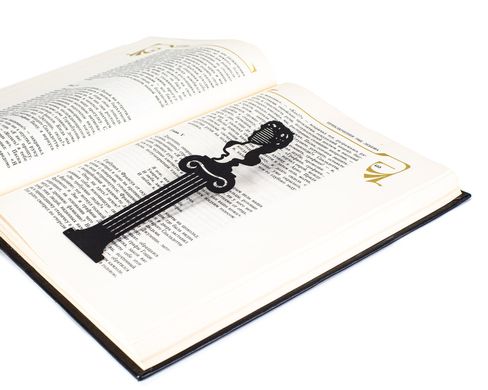 Bust to a Famous Reader // Black metal bookmark //by Atelier Article, Black